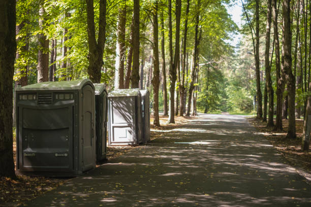 Best High-end porta potty rental  in Bladenboro, NC