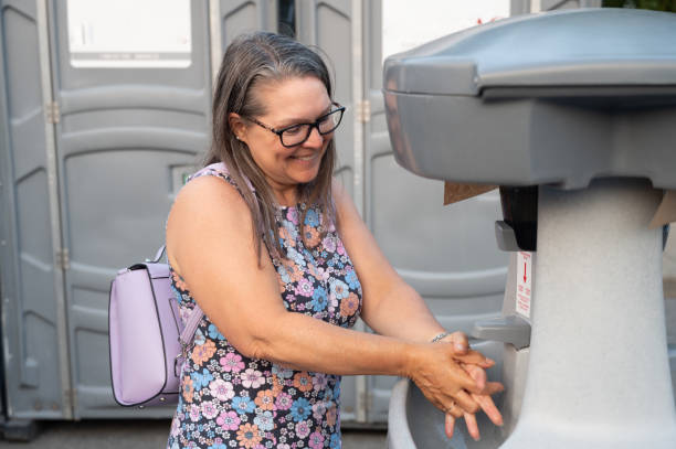 Best Emergency porta potty rental  in Bladenboro, NC